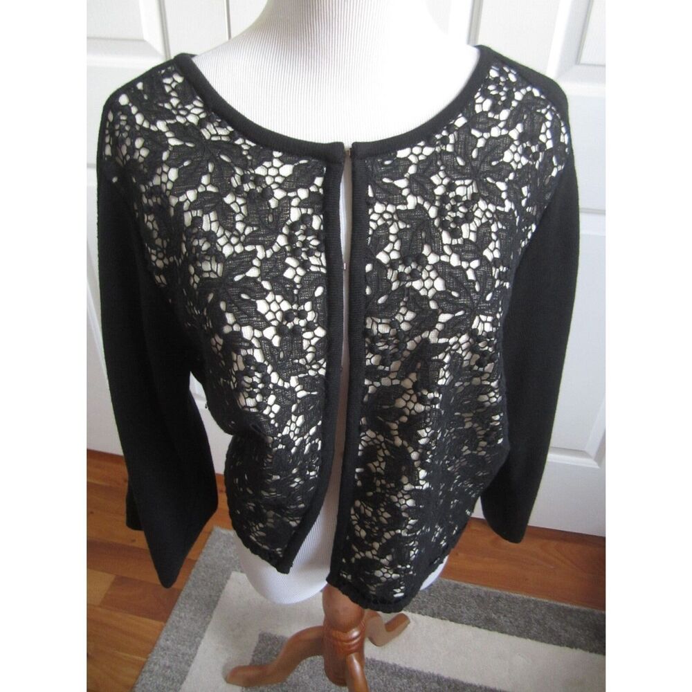 STUNNING BLACK McGINN SWEATER WITH LACE FRONT & BACK PLEAT SIZE LARGE